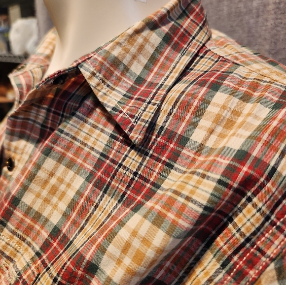 Ladies Ralph Lauren plaid button down shirt - Picture 4 of 5